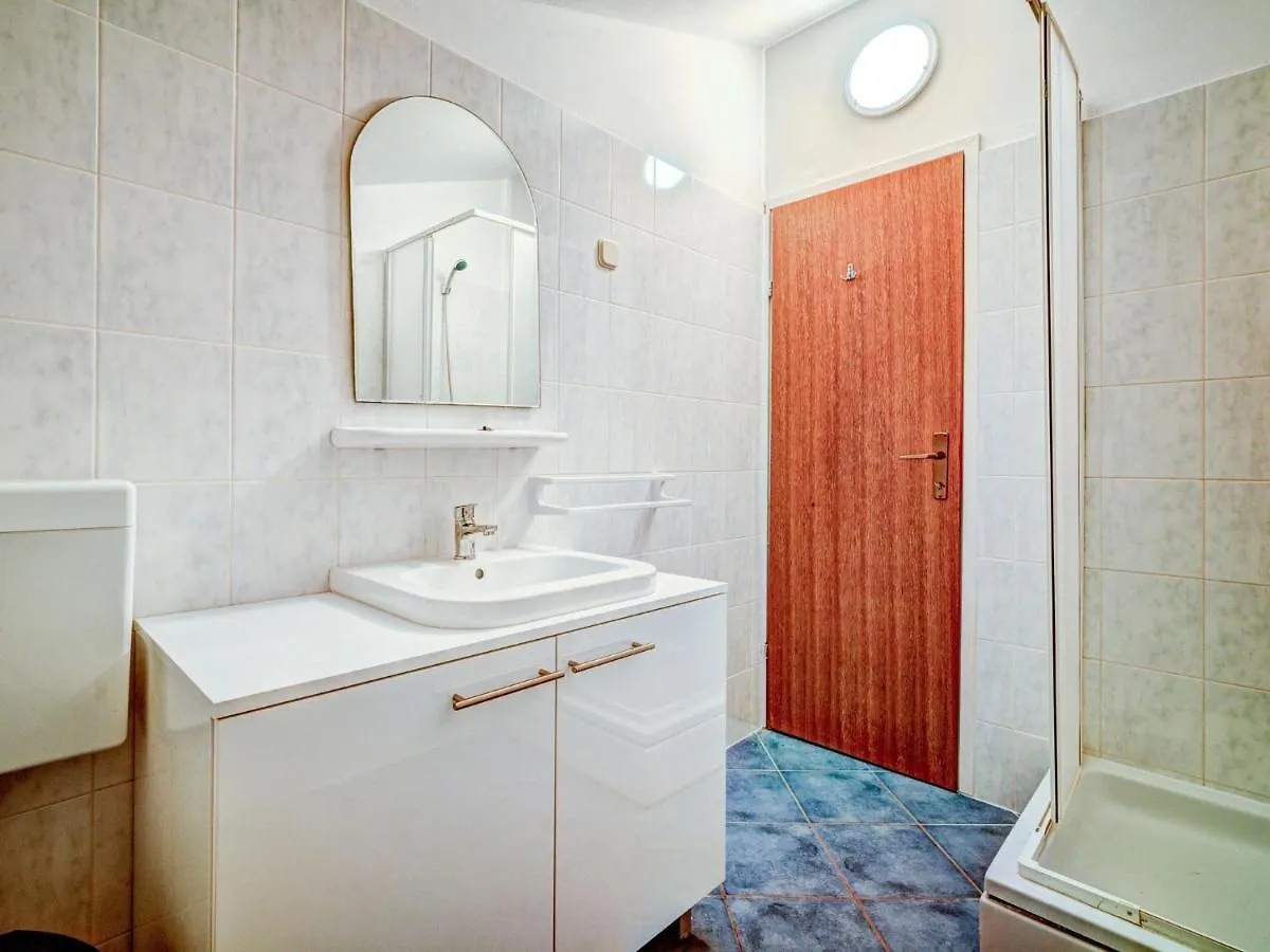 Holiday Home Melandura By Interhome Dinjiška